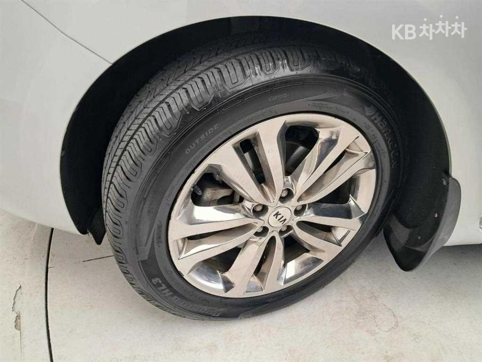 2016 - kia carnival
