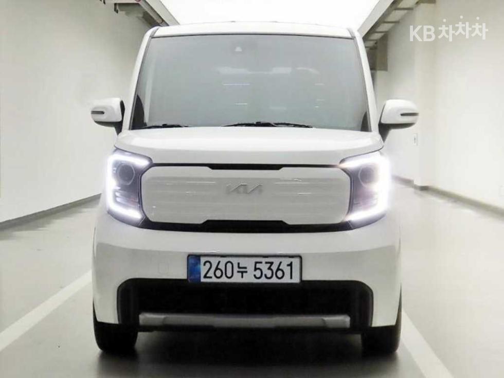 2023 - kia kia