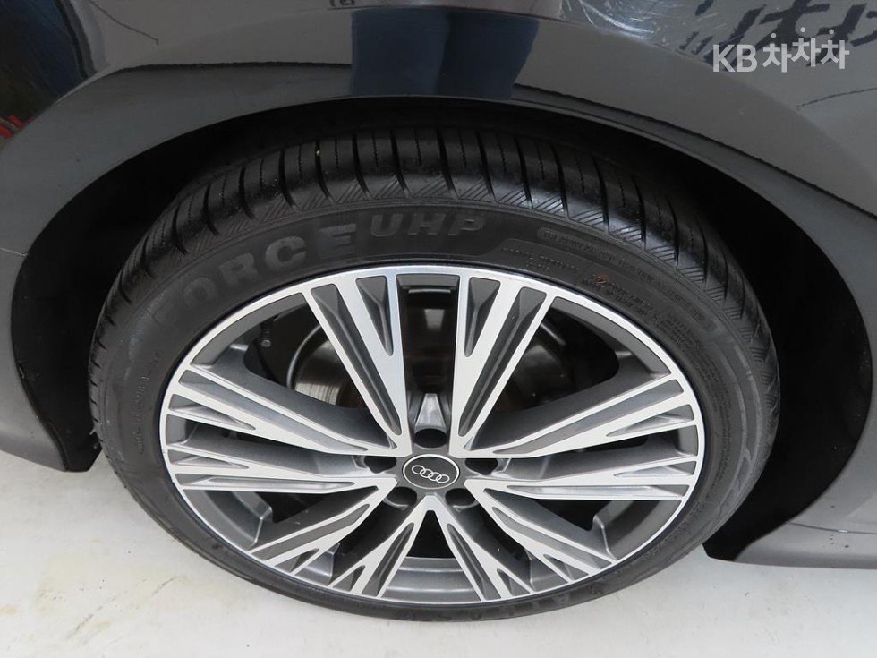2022 - audi a6