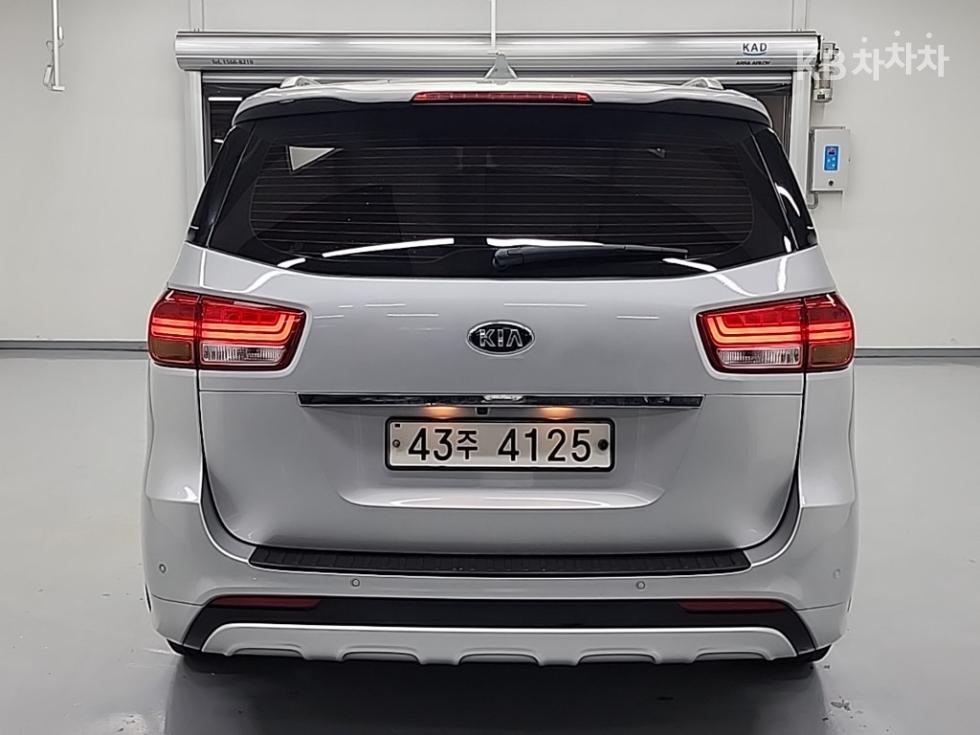 2016 - kia carnival