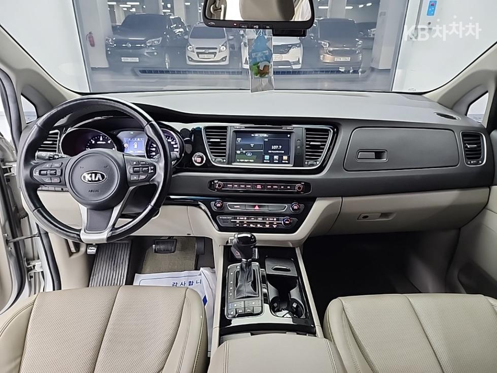 2016 - kia carnival