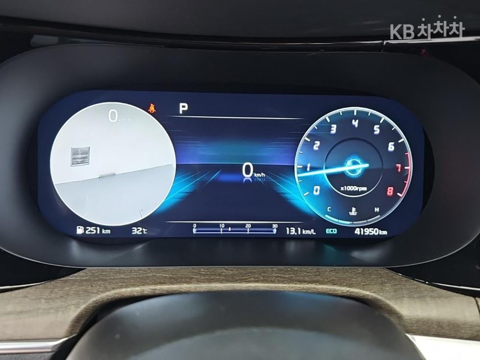 2022 - kia k5