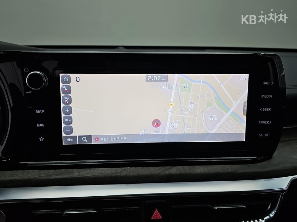 2022 - kia k5