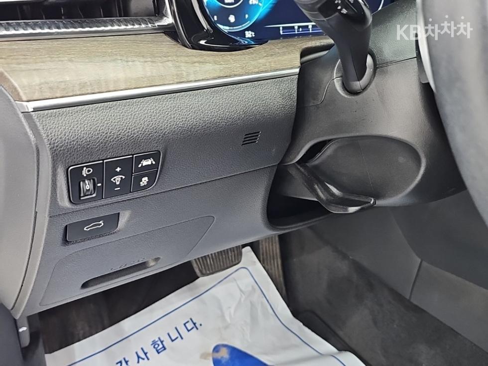 2022 - kia k5