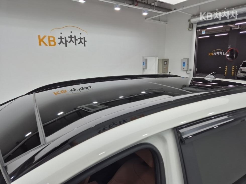 2022 - kia sportage