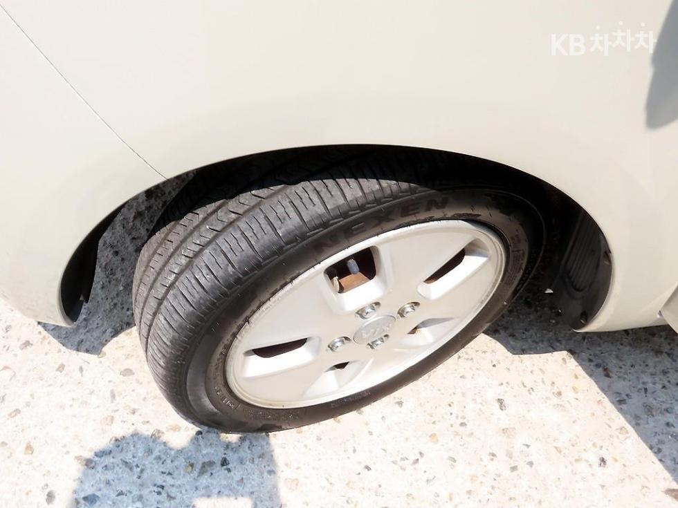 2013 - kia ray