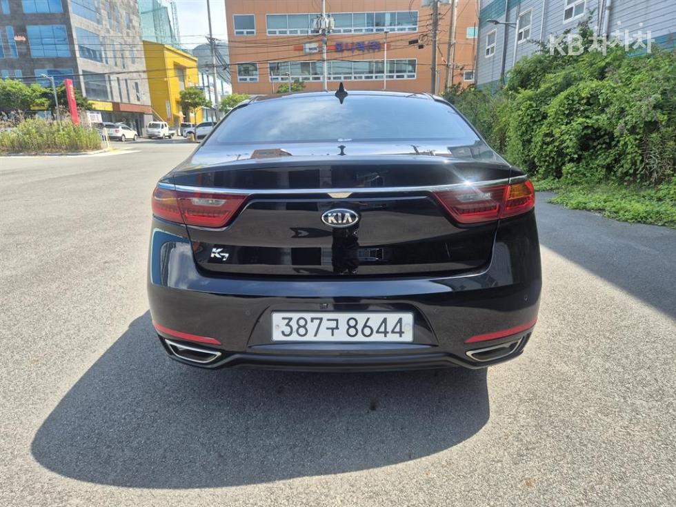2016 - kia k7