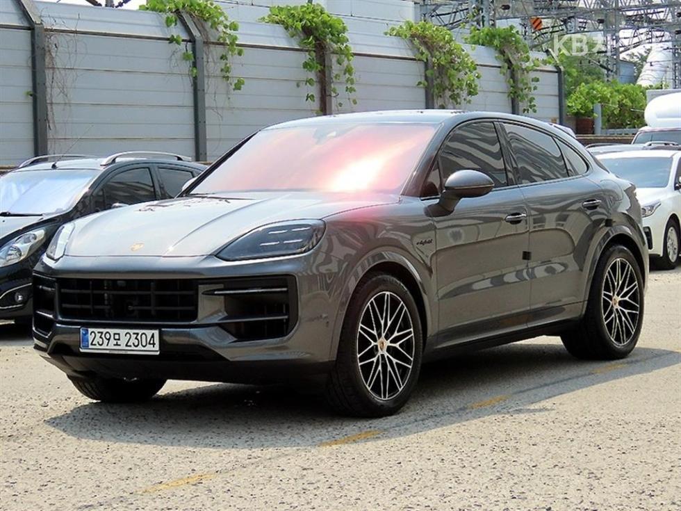 Porsche Cayenne — miniaturë 2