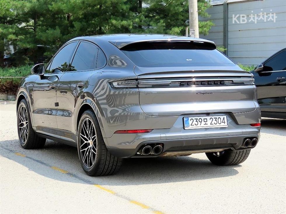 Porsche Cayenne — miniaturë 3