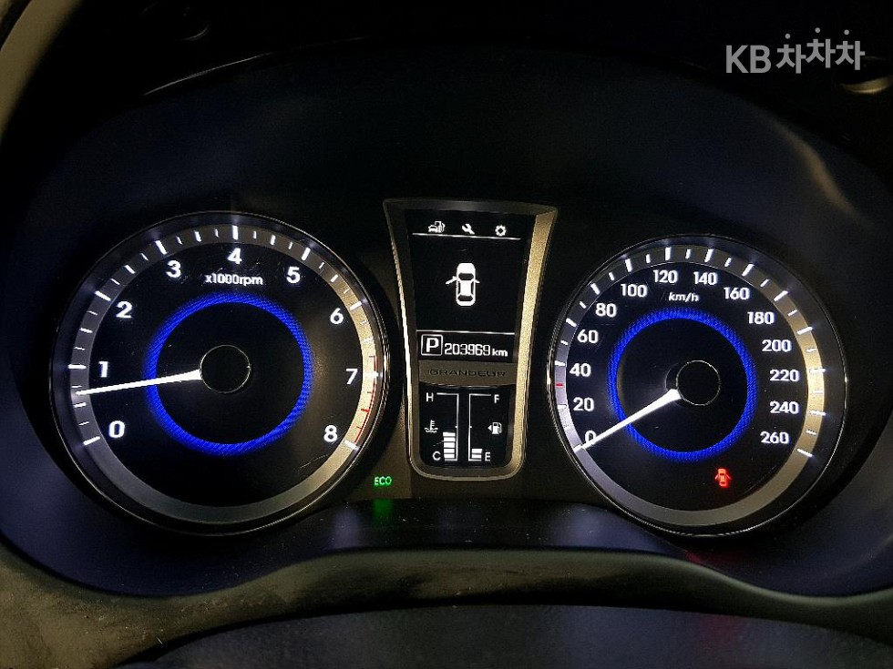 Hyundai Grandeur — miniaturë 7