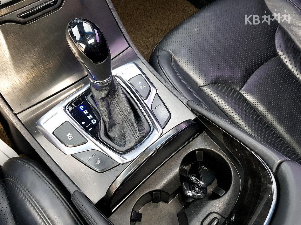 Hyundai Grandeur — miniaturë 12