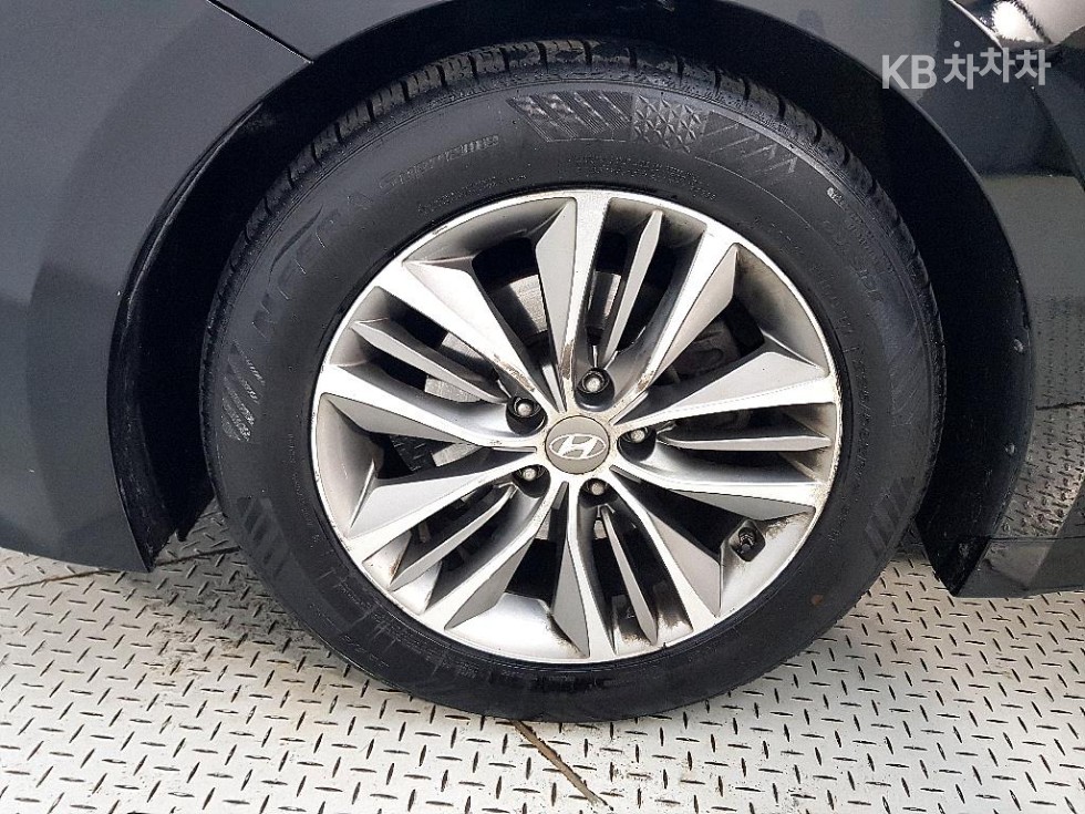Hyundai Grandeur — miniaturë 20