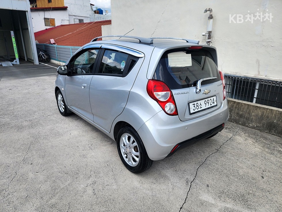 Chevrolet Spark — miniaturë 4