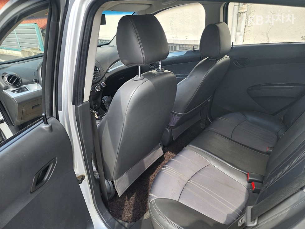 Chevrolet Spark — miniaturë 13