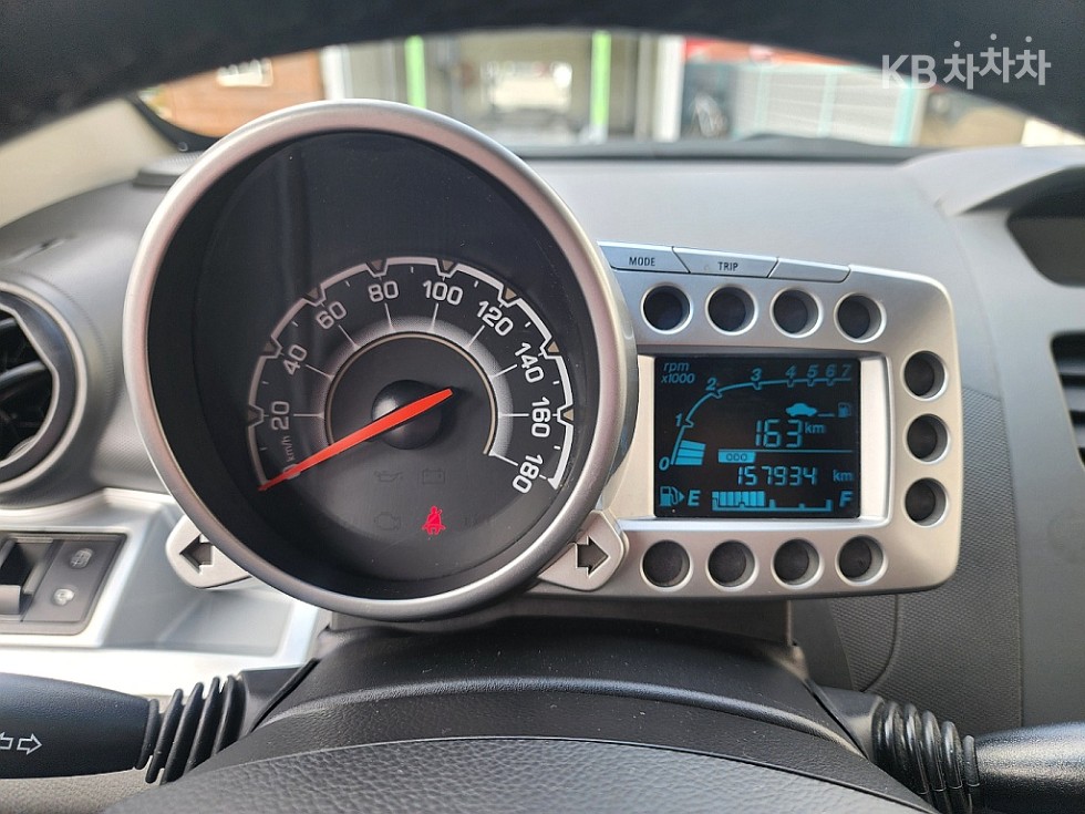 Chevrolet Spark — miniaturë 6
