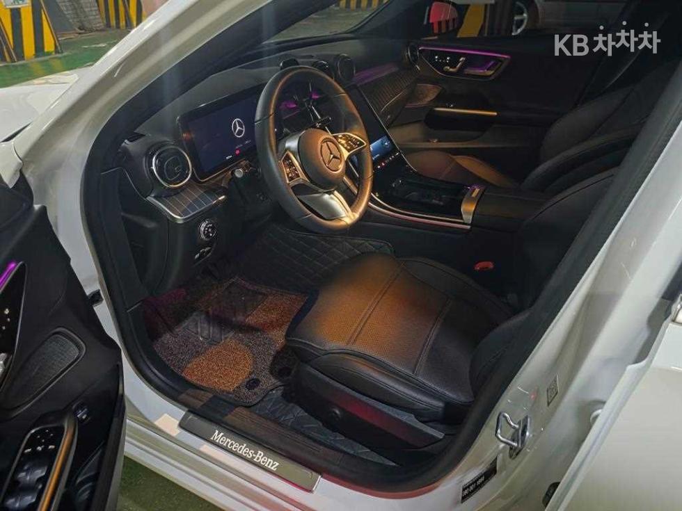 2024 - mercedes-benz c-class