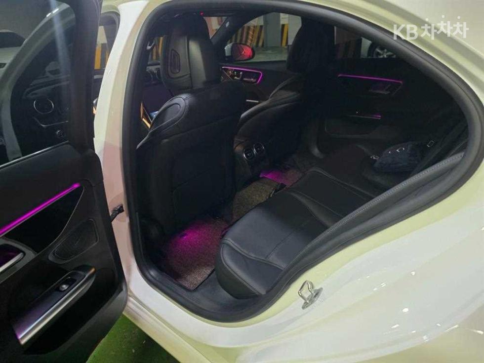 2024 - mercedes-benz c-class
