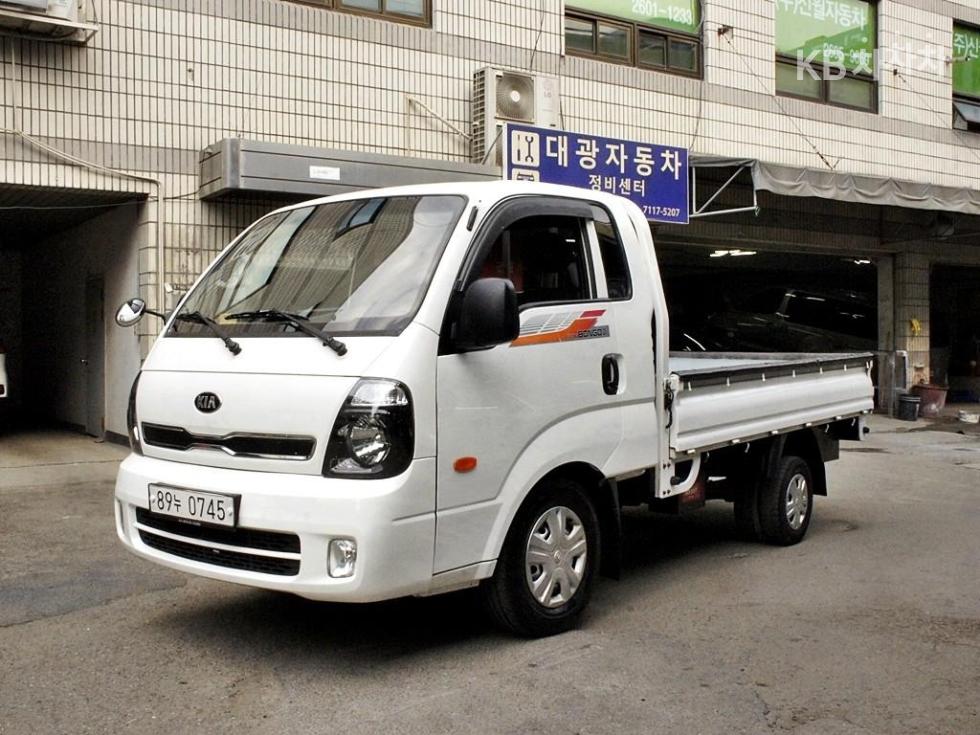 2019 - kia bongo iii