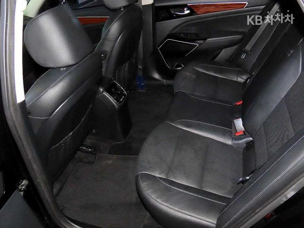 2016 - kia k7
