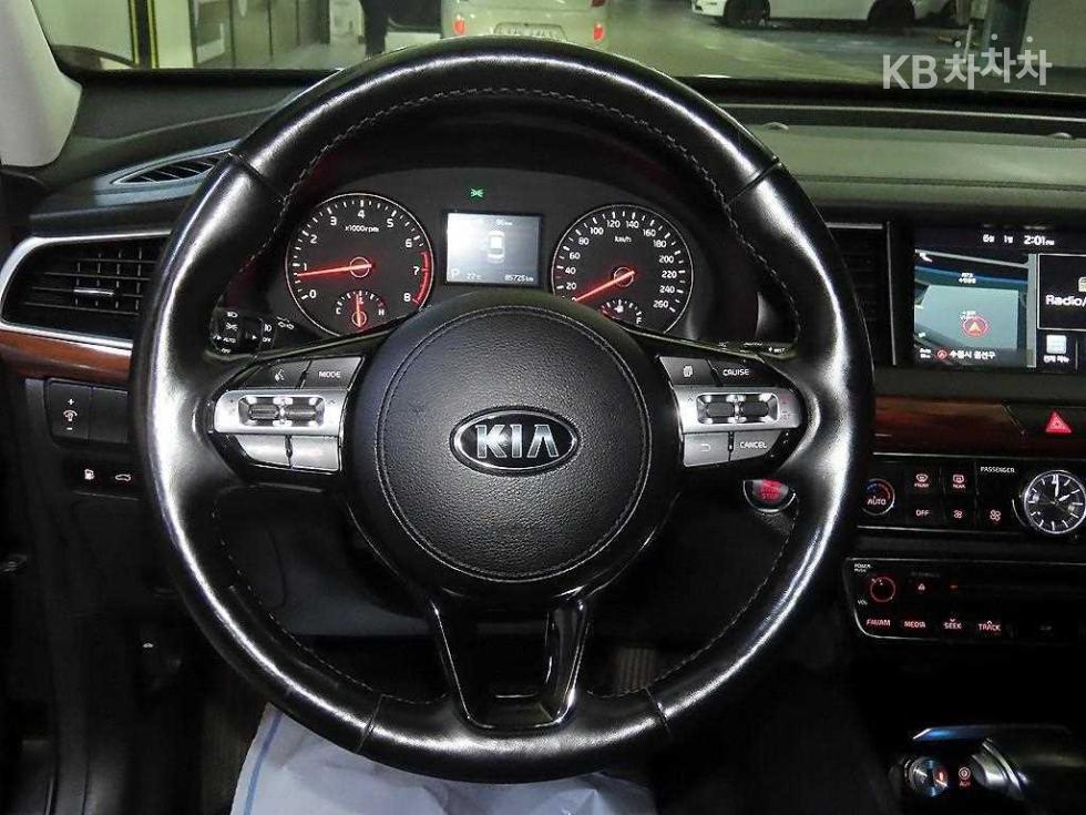 2016 - kia k7