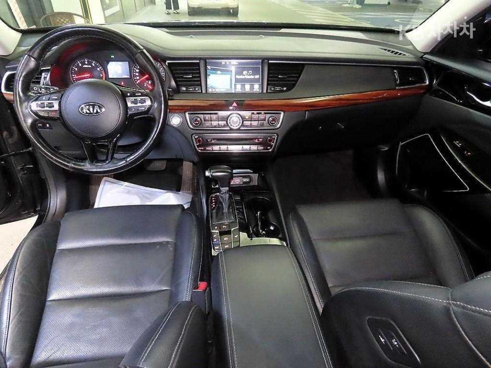 2016 - kia k7