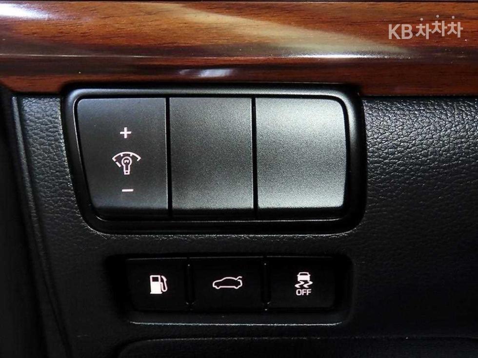 2016 - kia k7