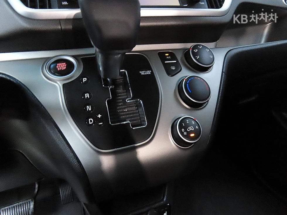 2018 - kia ray
