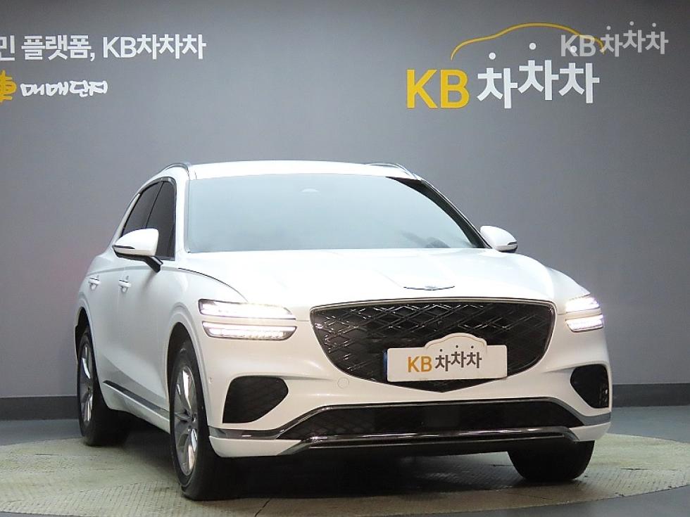 2025 Genesis GV70 photo