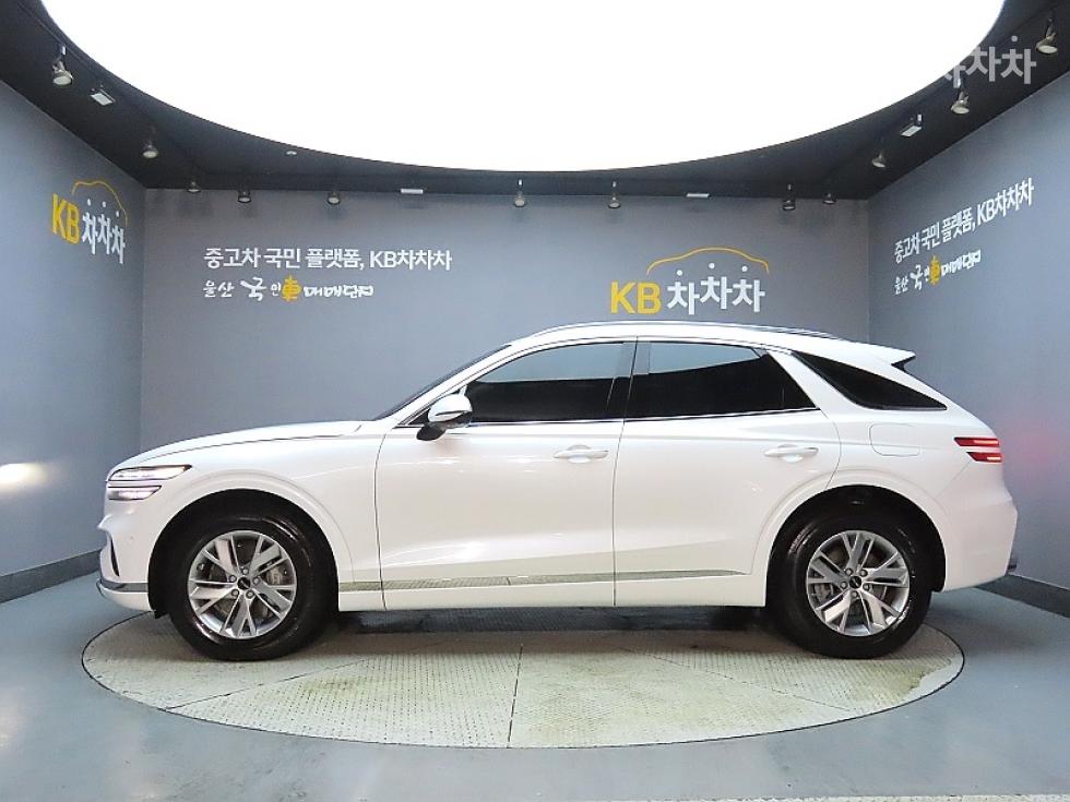 2025 Genesis GV70 photo