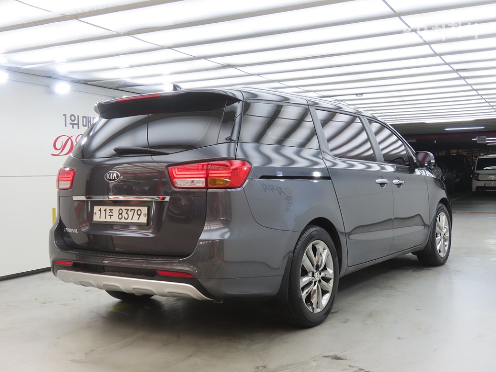 2016 - kia carnival