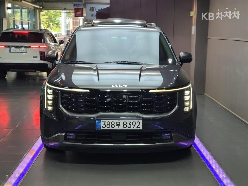 2025 - kia carnival