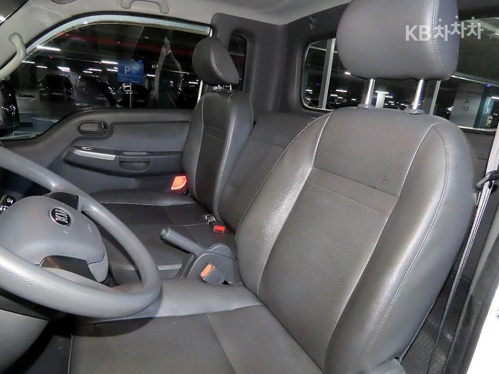 2015 - kia bongo iii