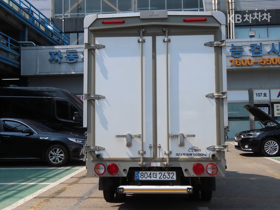 2024 - kia bongo iii