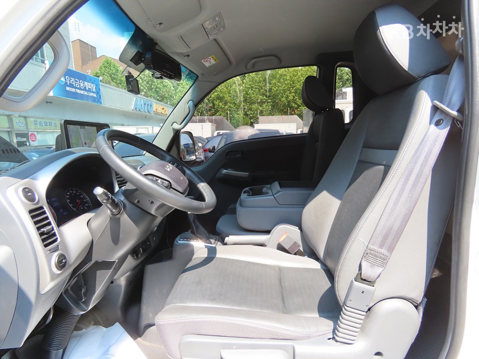 2024 - kia bongo iii