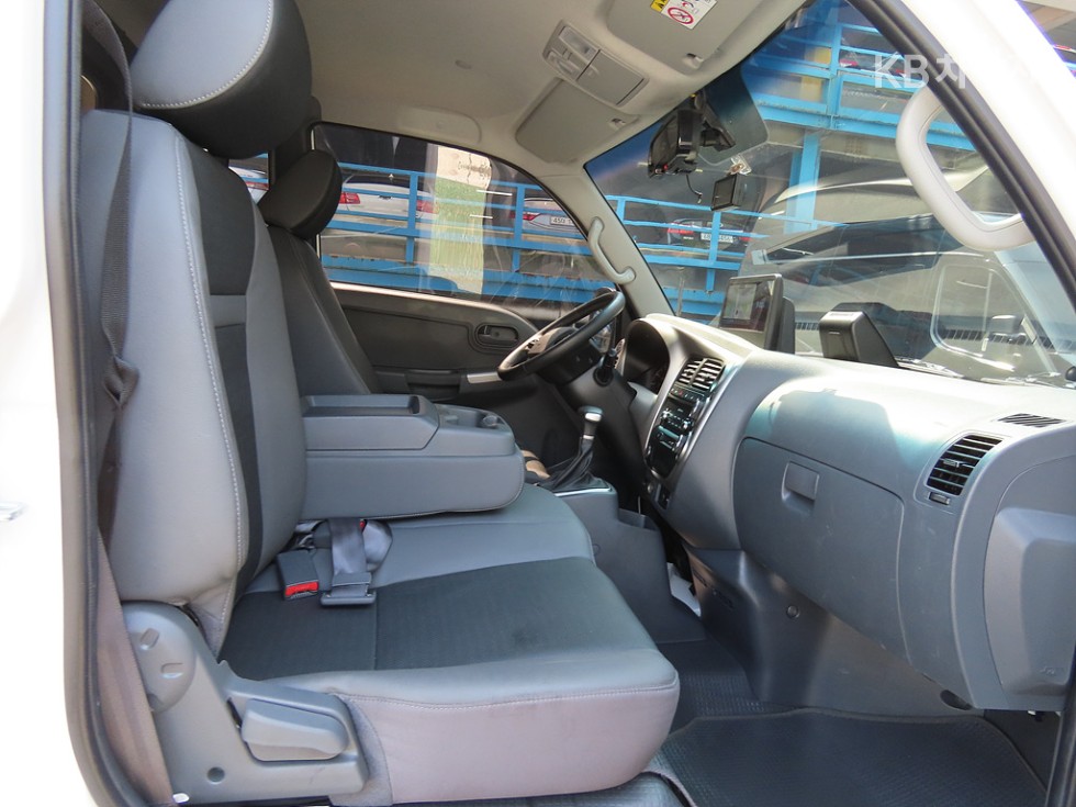 2024 - kia bongo iii