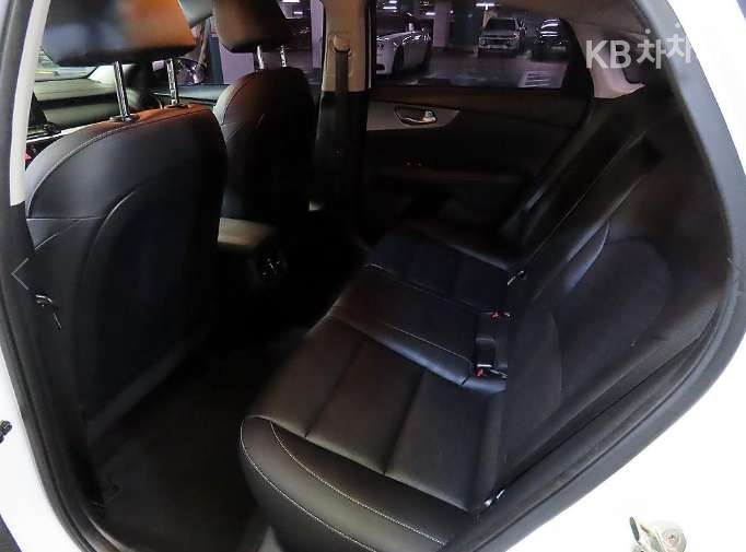 2019 - kia k3