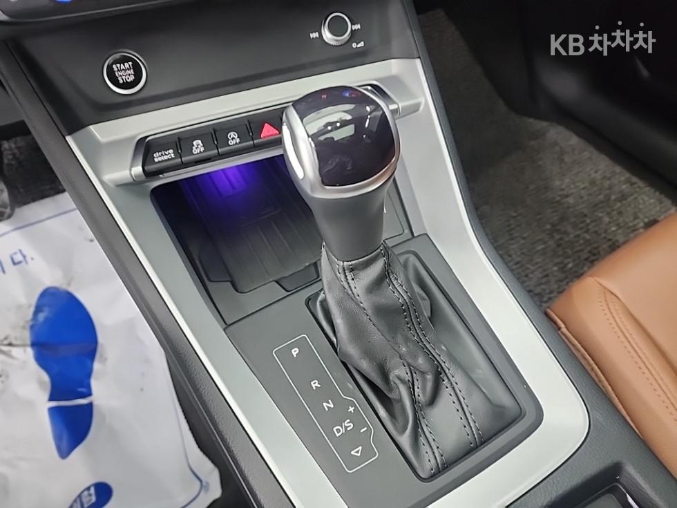 2023 Audi The New Q3(F3) photo