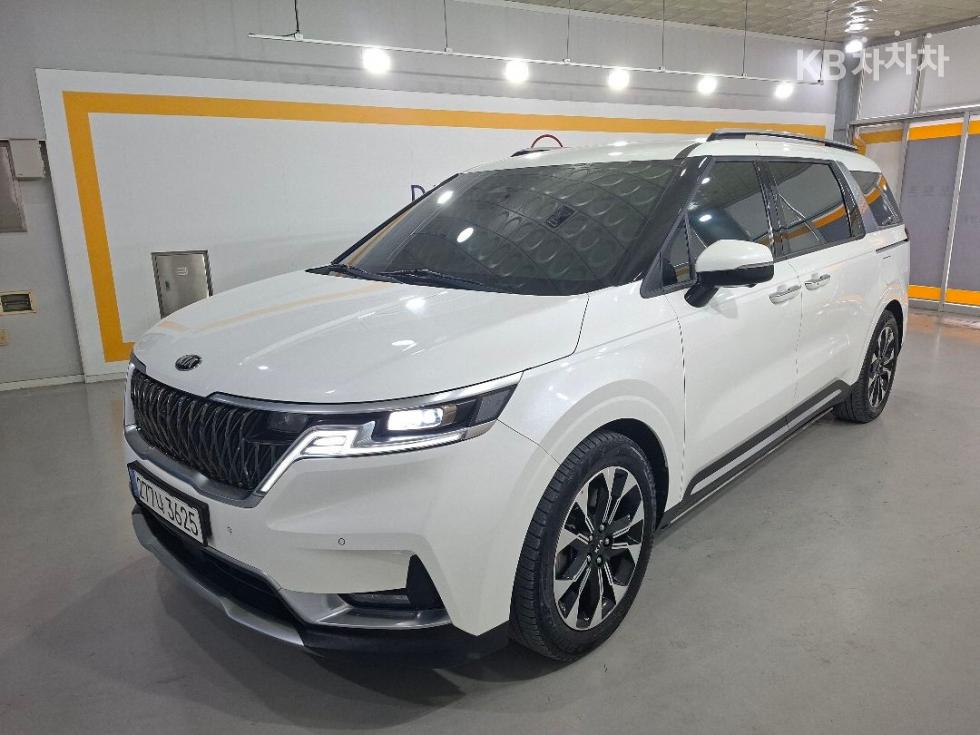 2021 Kia carnival D2.2 9-seater signature