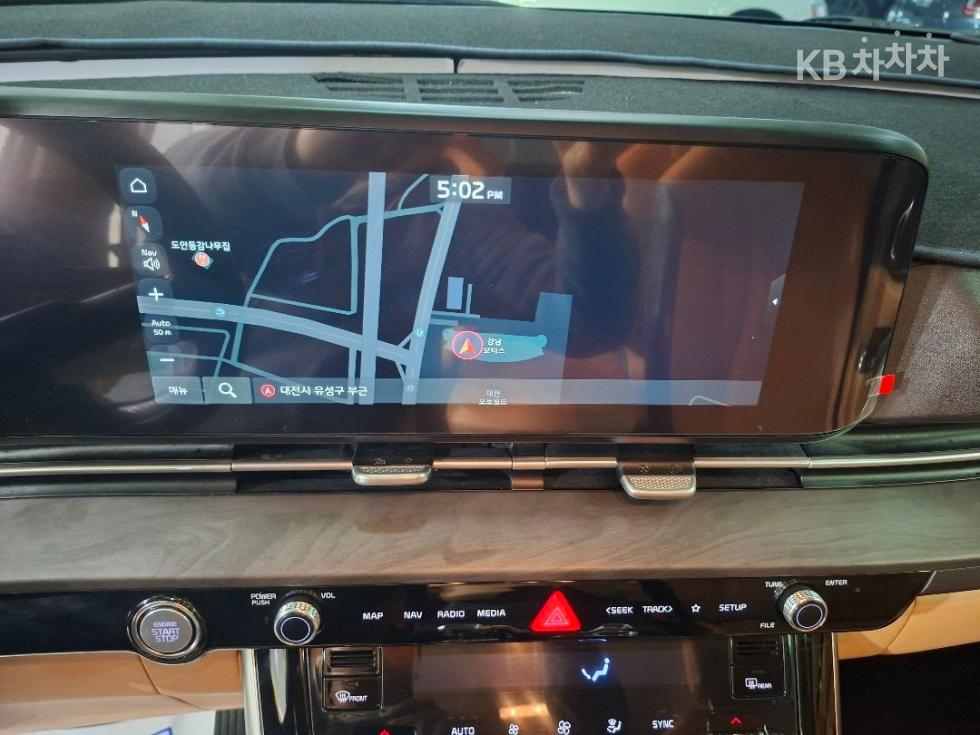 2021 - kia carnival
