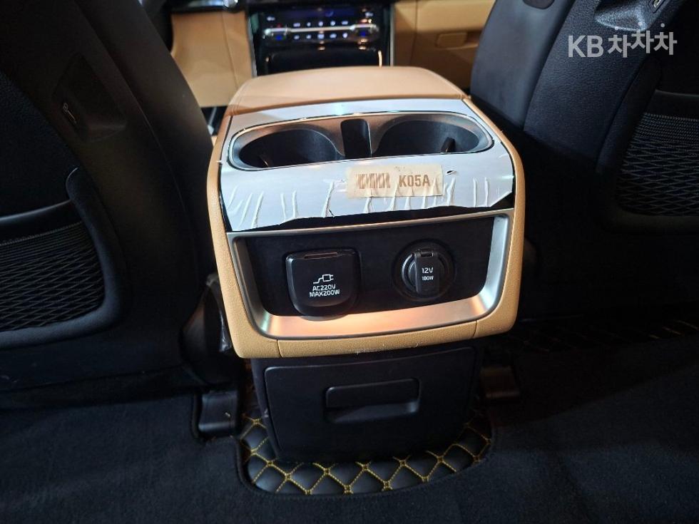 2021 - kia carnival