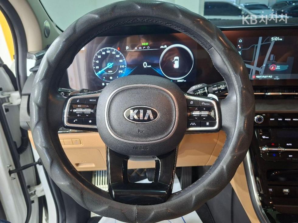 2021 - kia carnival