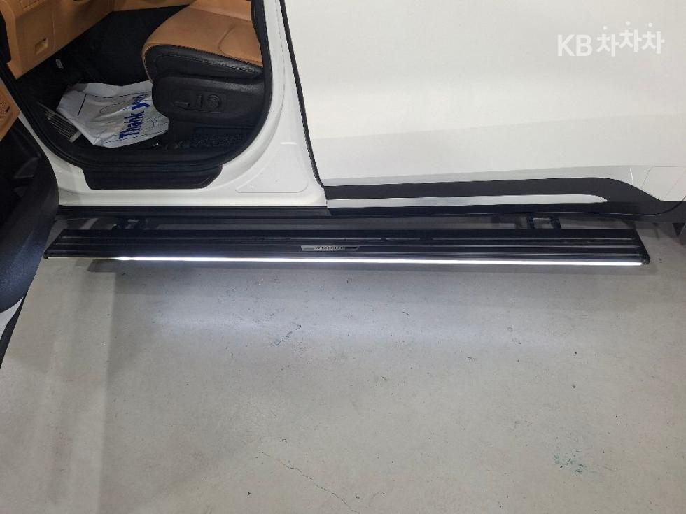 2021 - kia carnival