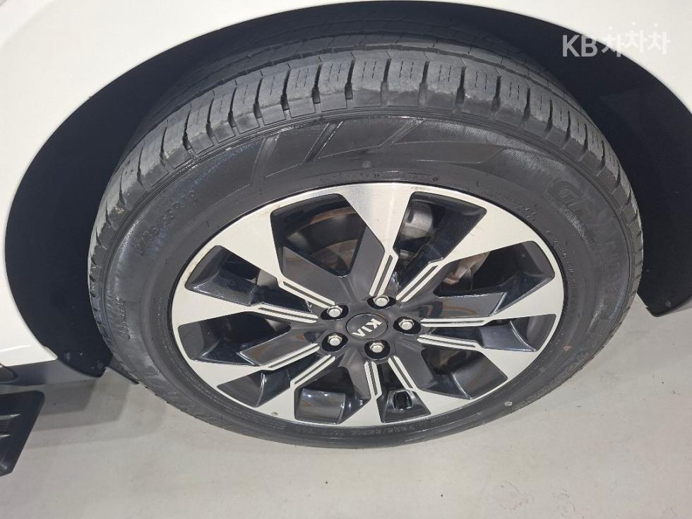 2021 - kia carnival