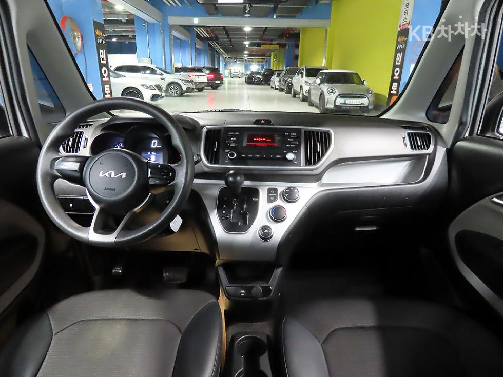 2022 - kia ray