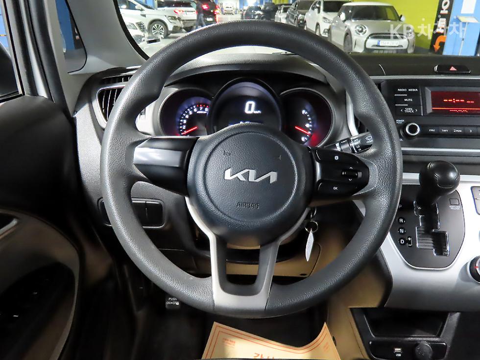 2022 - kia ray