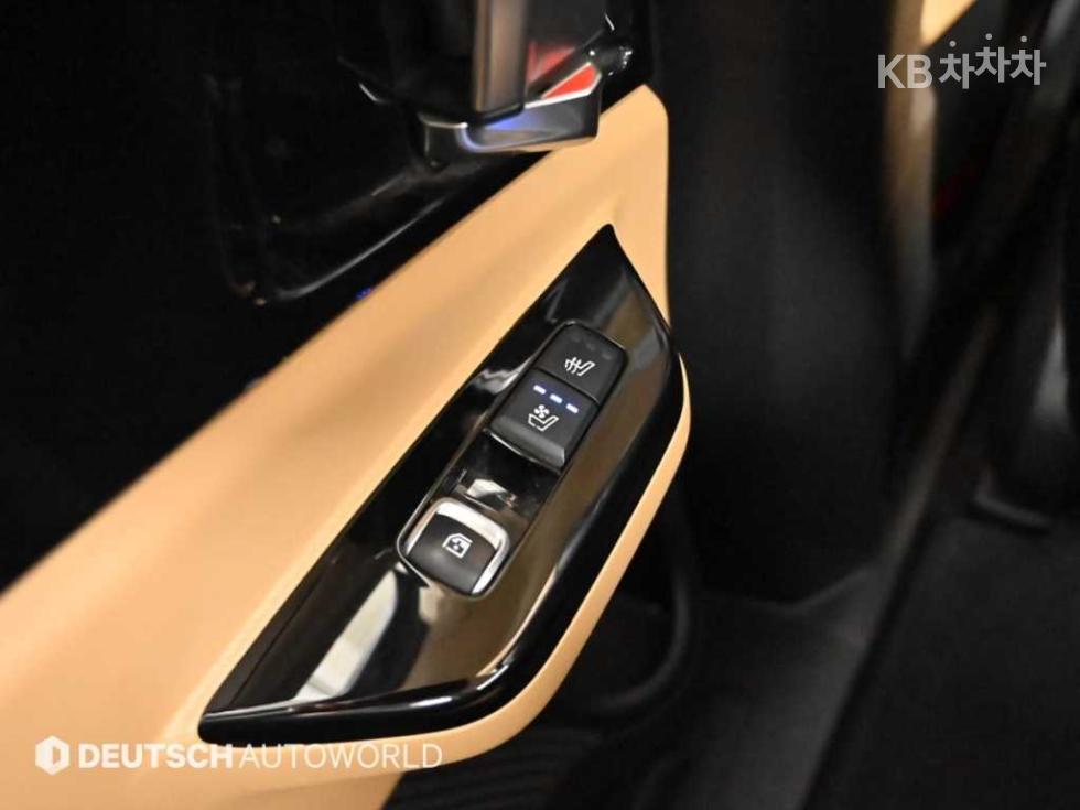 2022 - kia carnival