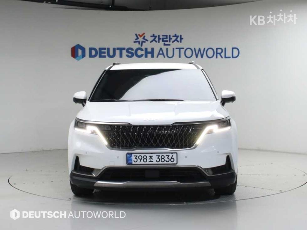 2023 - kia carnival