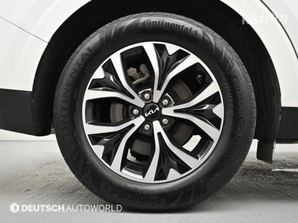 2023 - kia carnival