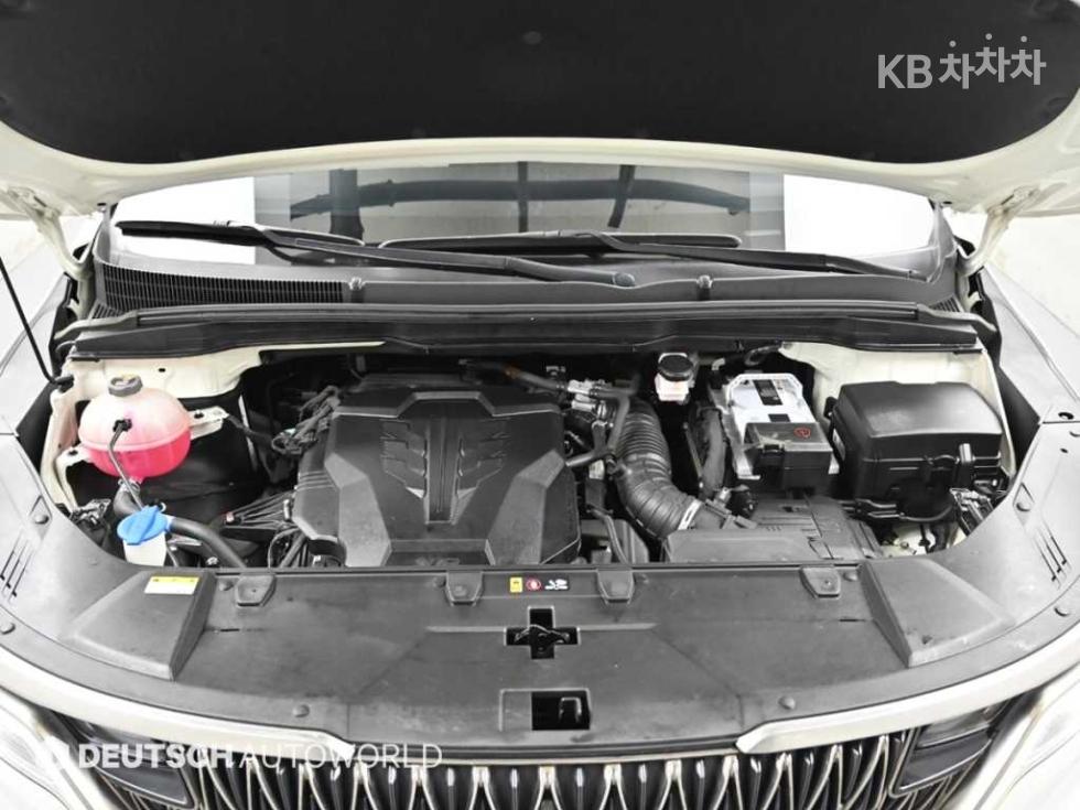2023 - kia carnival