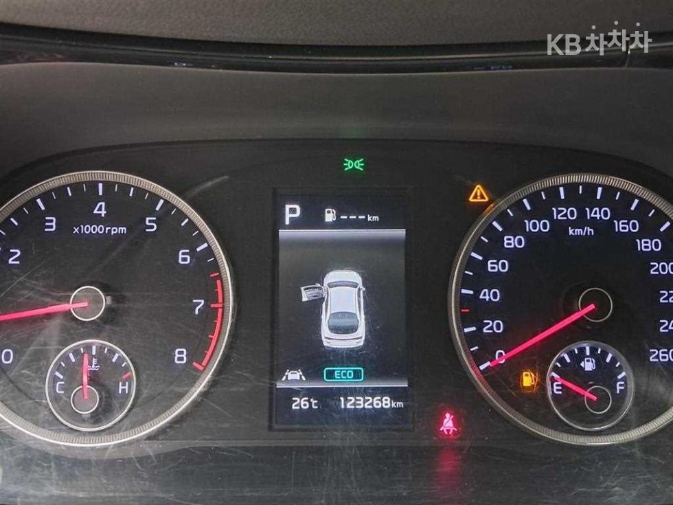 2020 - kia k5